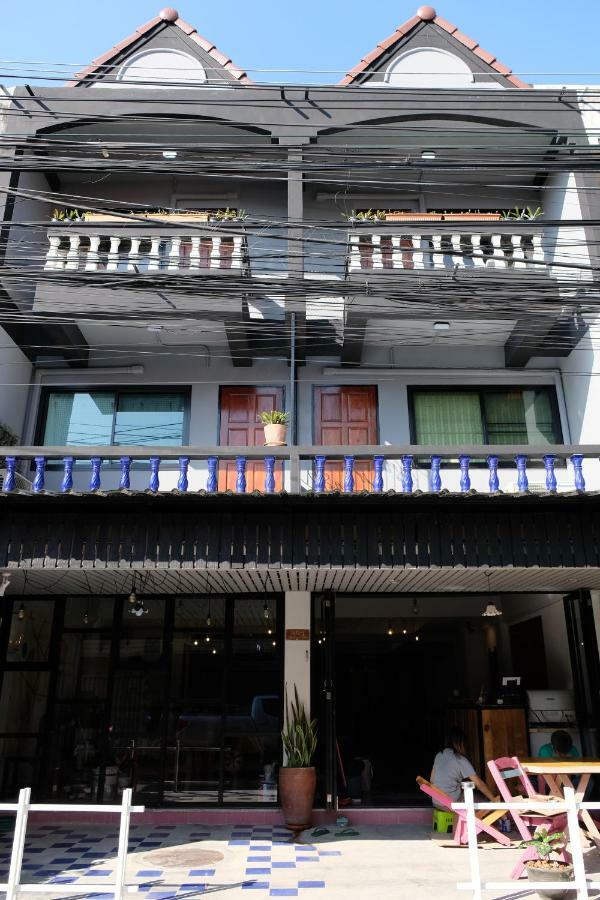 Tangmo House Hostel Chiang Mai Exterior photo